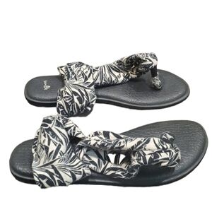 SANUK Womens Yoga Sling  Slingback Sandals Size 7 flip flop flats